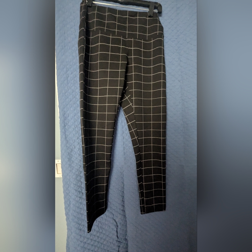 Alexander Jordan Tummy Control Leggings